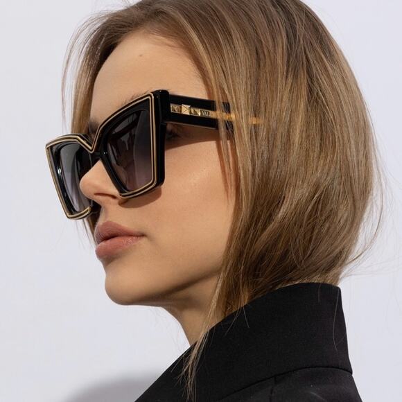New! Valentino V Grace VLS 126A, Black and Gold Sunglasses, Authentic main image 9